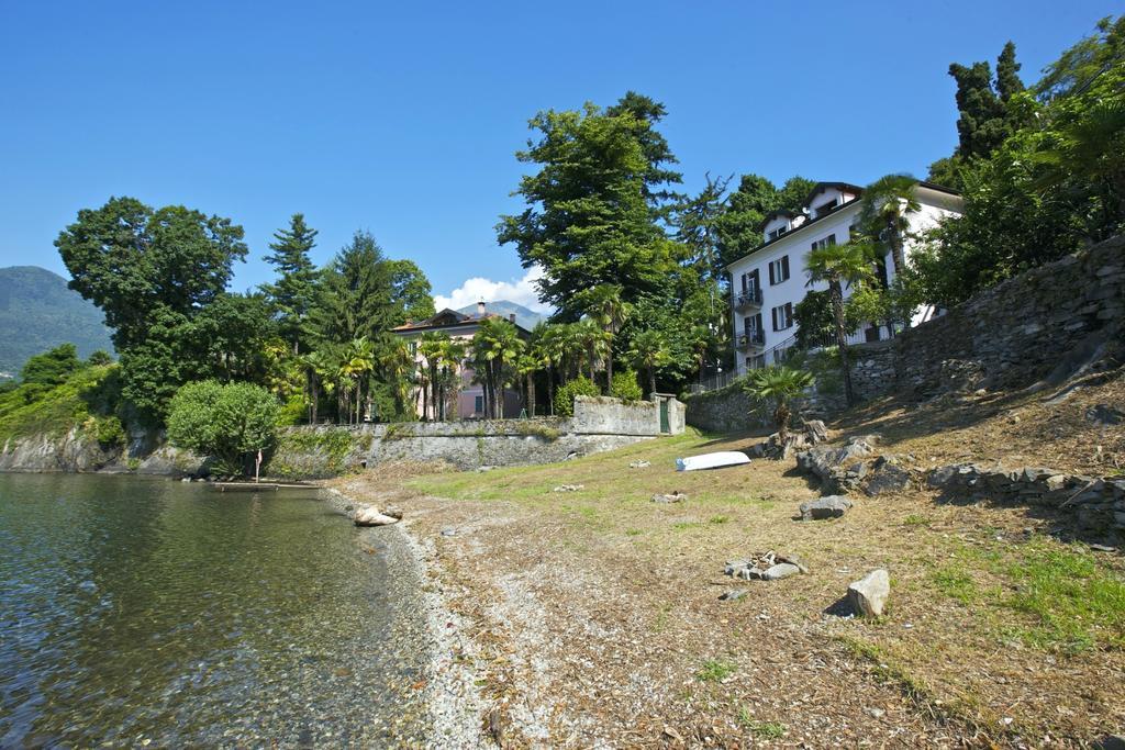 Bella Casa Alla Spiaggia Tronzano Lago Maggiore Buitenkant foto